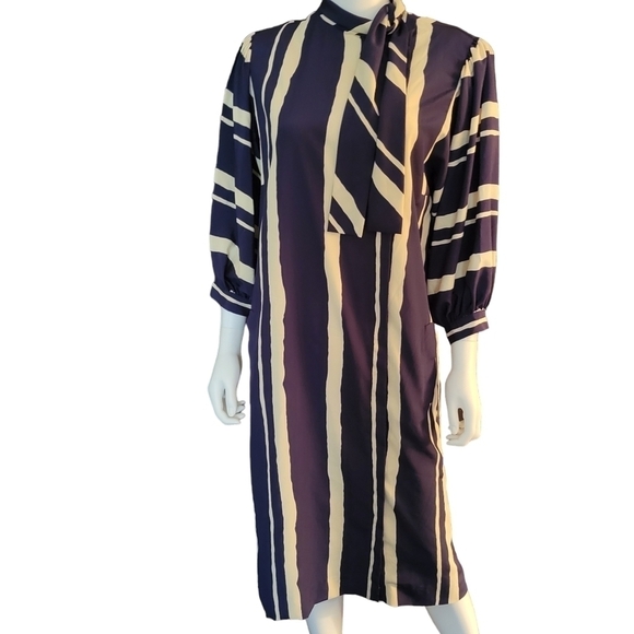 Vintage Albert Capraro Dress Blue 100% Silk And Cream Size 12 - Picture 1 of 2